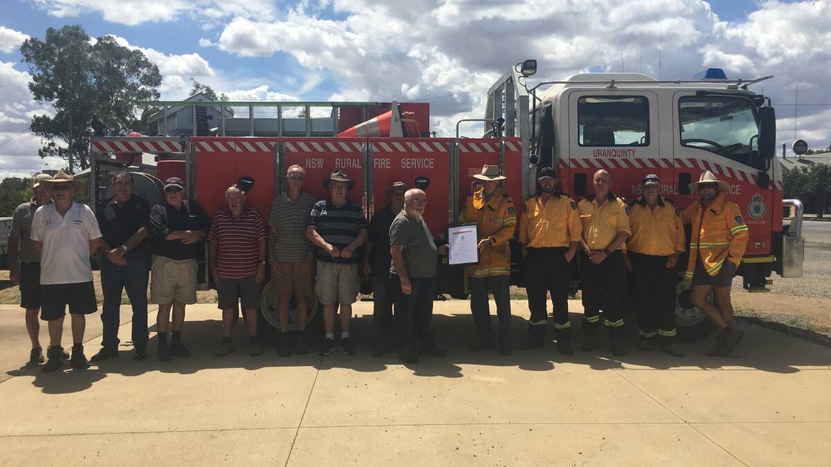 Cold drinks and cold cash donated to Wagga's volunteer firefighters