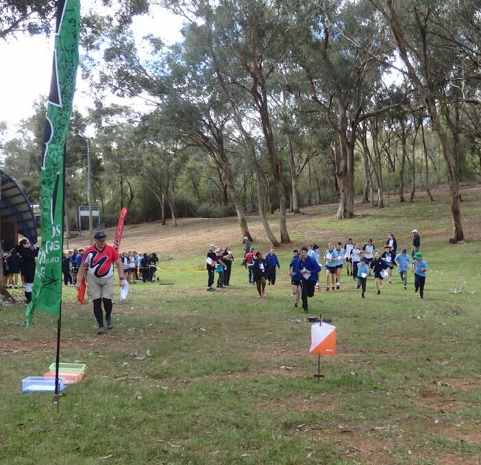 Orienteering: Yanco Agricultural High School take an early lead at the start of the 2019 Riverina Schools Orienteering Day Relay held on Willans Hill.