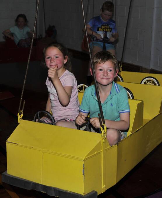 FUN INDOORS: Lane Nixon, 6 and Lilly Nixon, 5, enjoy all the fun of the Jumping Beans Wagga Fun Factory last week at the Bolton Park stadium. Picture: Chelsea Sutton