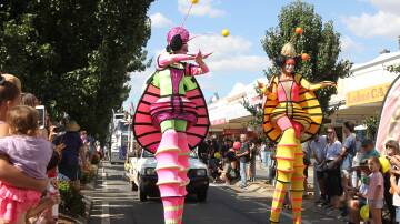 A highlight of the Leeton SunRice Festival is the street parade on Easter Saturday. Pictures by Talia Pattison