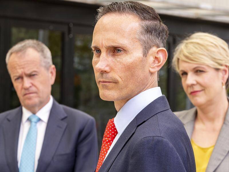 Federal Labor MP Andrew Leigh is pushing for a local anti-corruption watchdog to oversee ACT police.